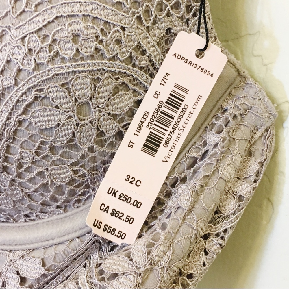 Victoria’s Secret Corset Lace Bra 32 C - Picture 3 of 3